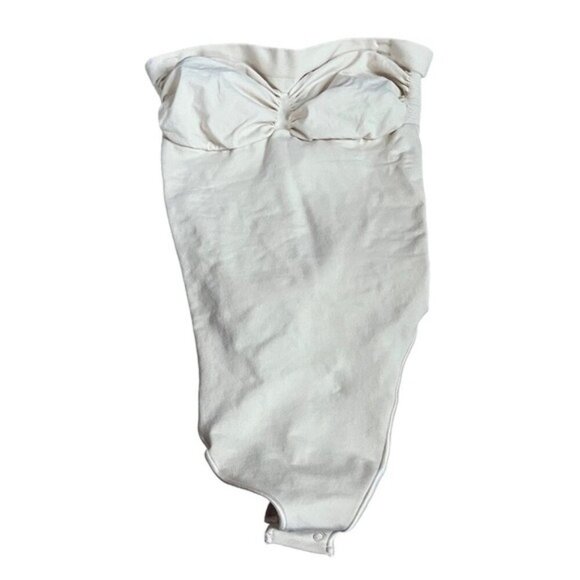 Skims XL SEAMLESS SCULPT STRAPLESS THONG BODYSUIT Sand Cream NWOT - Picture 1 of 7